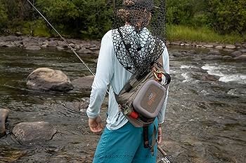 訳あり ゴッドフィッシュ GODFISHメディスンバッグ 青M パイソンスタッズ 訳あり ゴッドフィッシュ GODFISHメディスンバッグ 青M パイソン